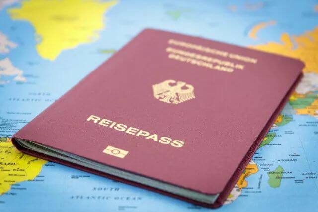 Registrierten deutschen Pass online kaufen
